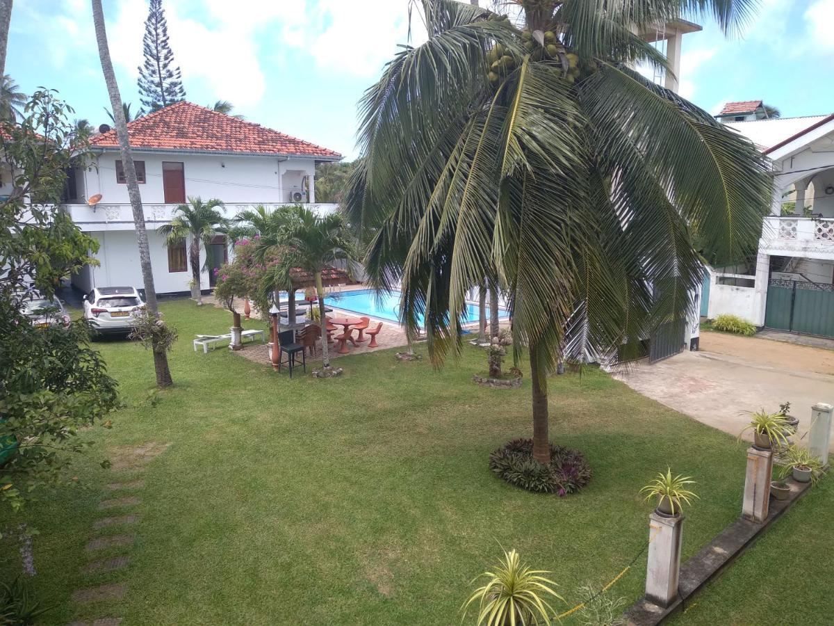 Vijai Resort Негомбо Экстерьер фото