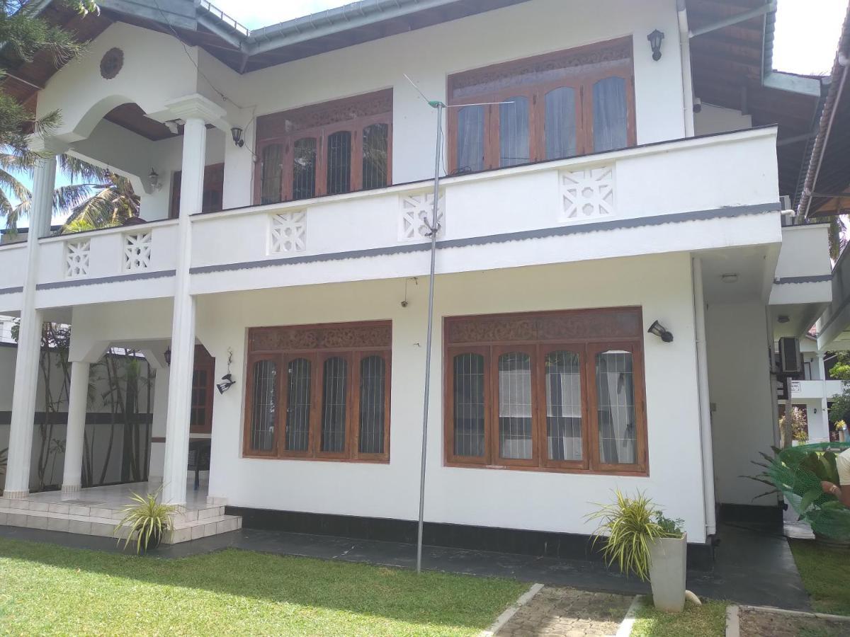 Vijai Resort Негомбо Экстерьер фото