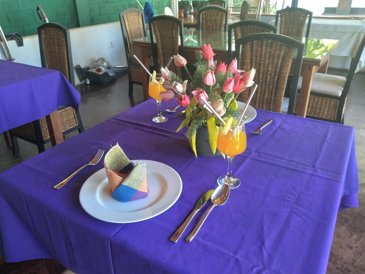 Vijai Resort Негомбо Экстерьер фото