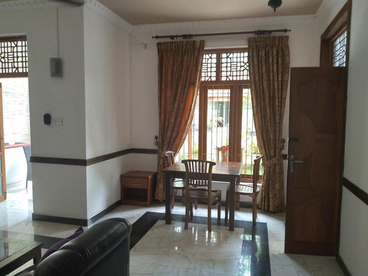 Vijai Resort Негомбо Экстерьер фото